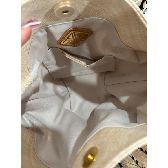 Free People Aranaz Seashell Clam Tote Bag Purse - MSRP $458 - Picture 6 of 8